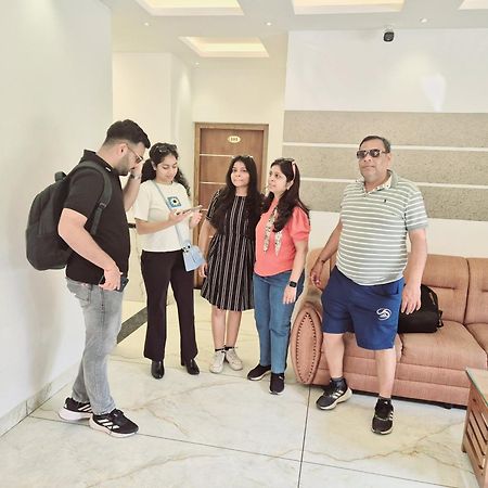 Marina Suites Airport Hotel Kochi 외부 사진