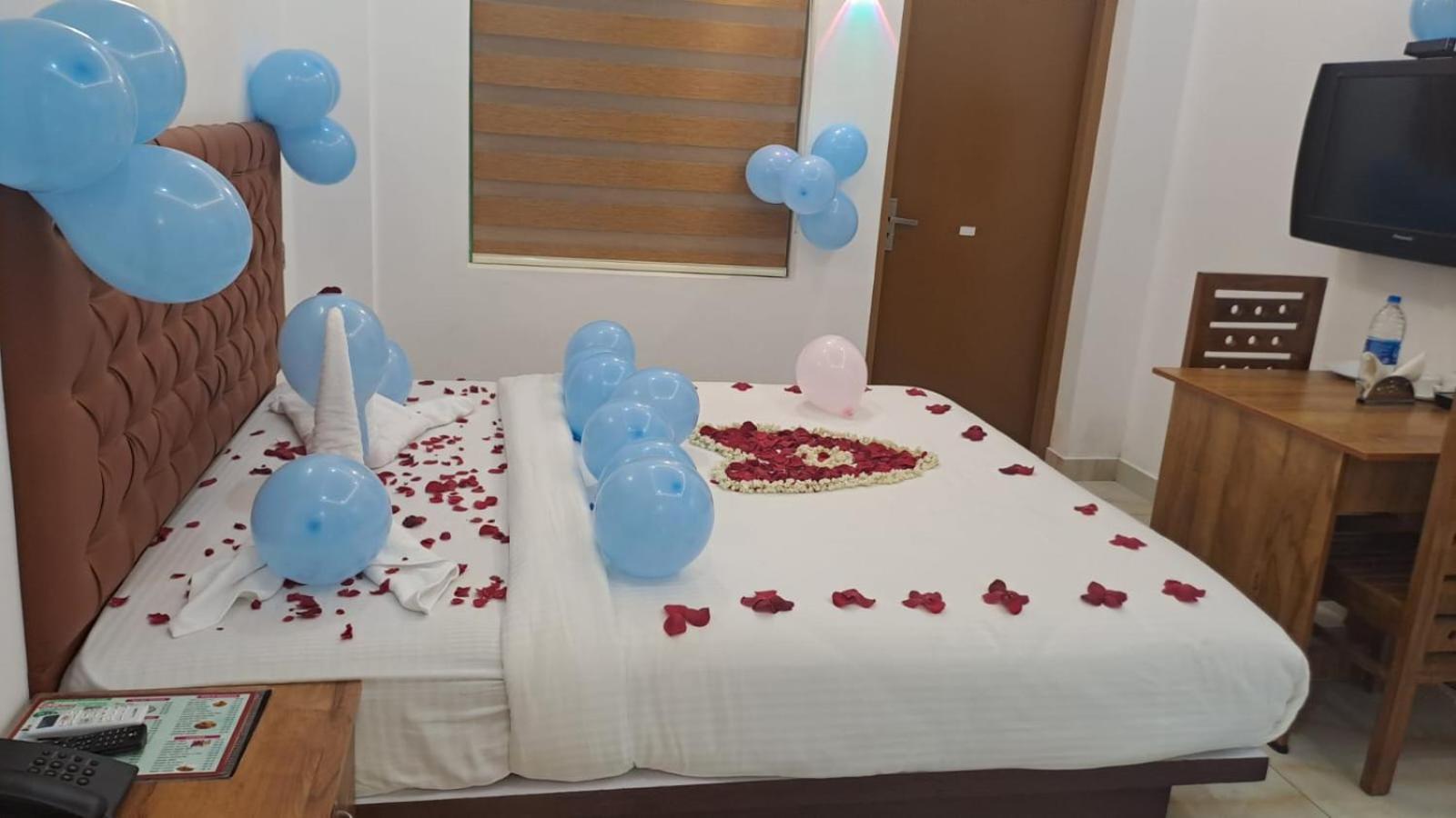 Marina Suites Airport Hotel Kochi 외부 사진